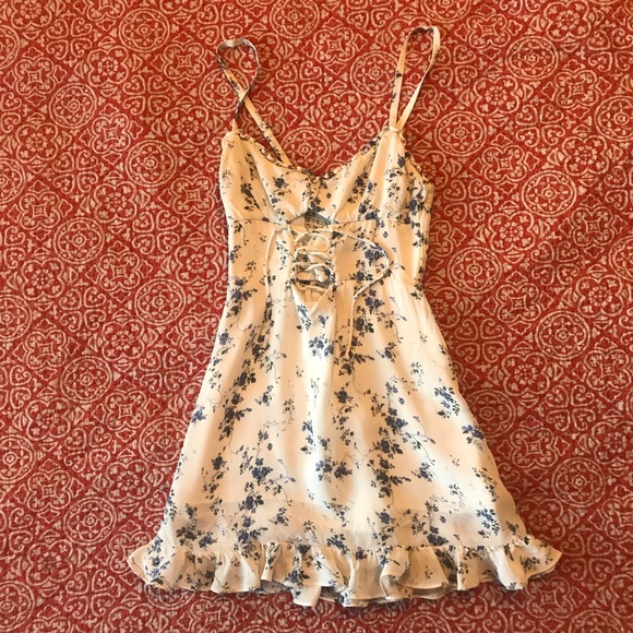 ✨RARE✨ Frannie Dress by Reformation - Picture 4 of 5
